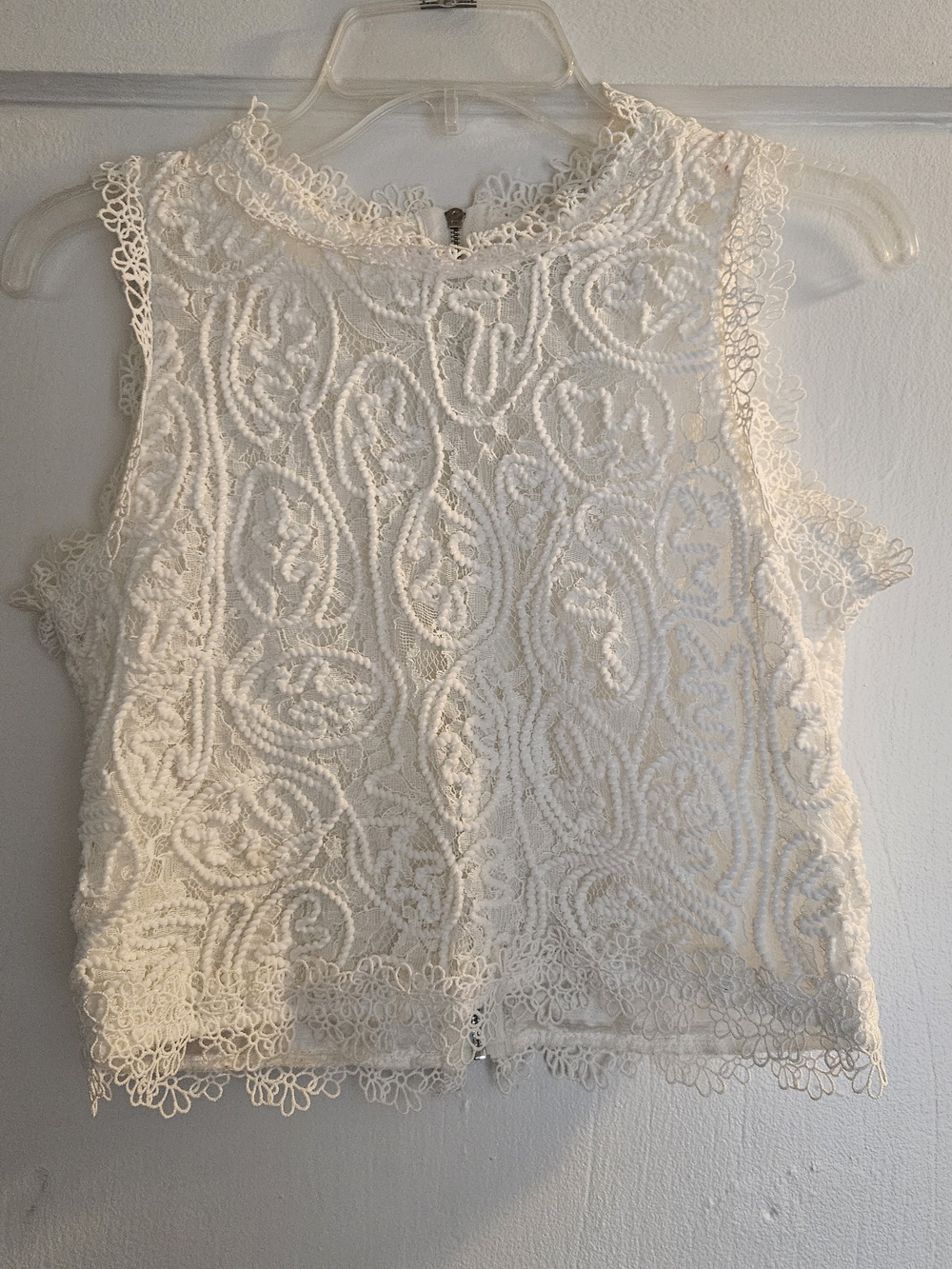 Chicwish Ivory Floral Lace Sleeveless Camisole